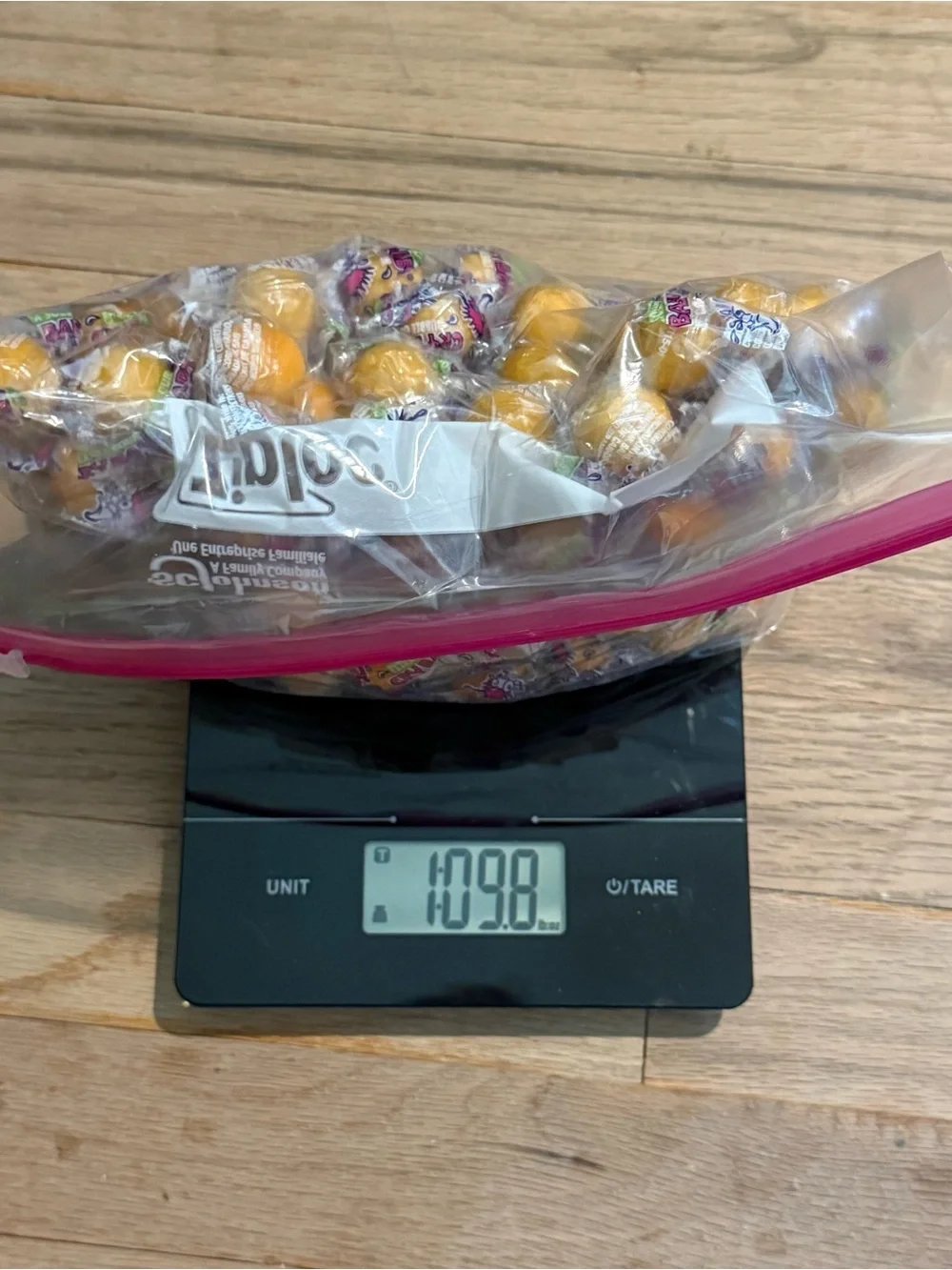 Cry Baby Extra Sour Bubble Gum - Orange
